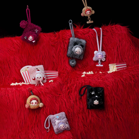 POP MART SKULLPANDA You Found Me! Mini Plush Bag